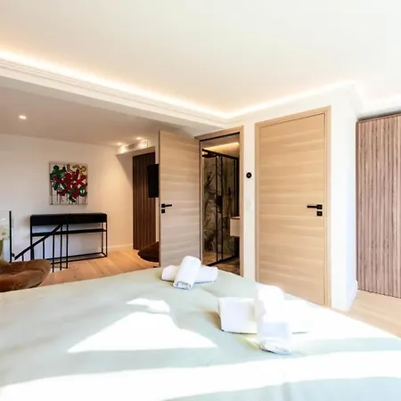 2p En Duplex De Standing Au Calme - 2p En Duplex De Standing Au Calme Mae-3063 Апартаменты *