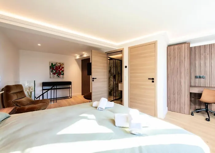 2p En Duplex De Standing Au Calme - 2p En Duplex De Standing Au Calme Mae-3063 Апартаменты *